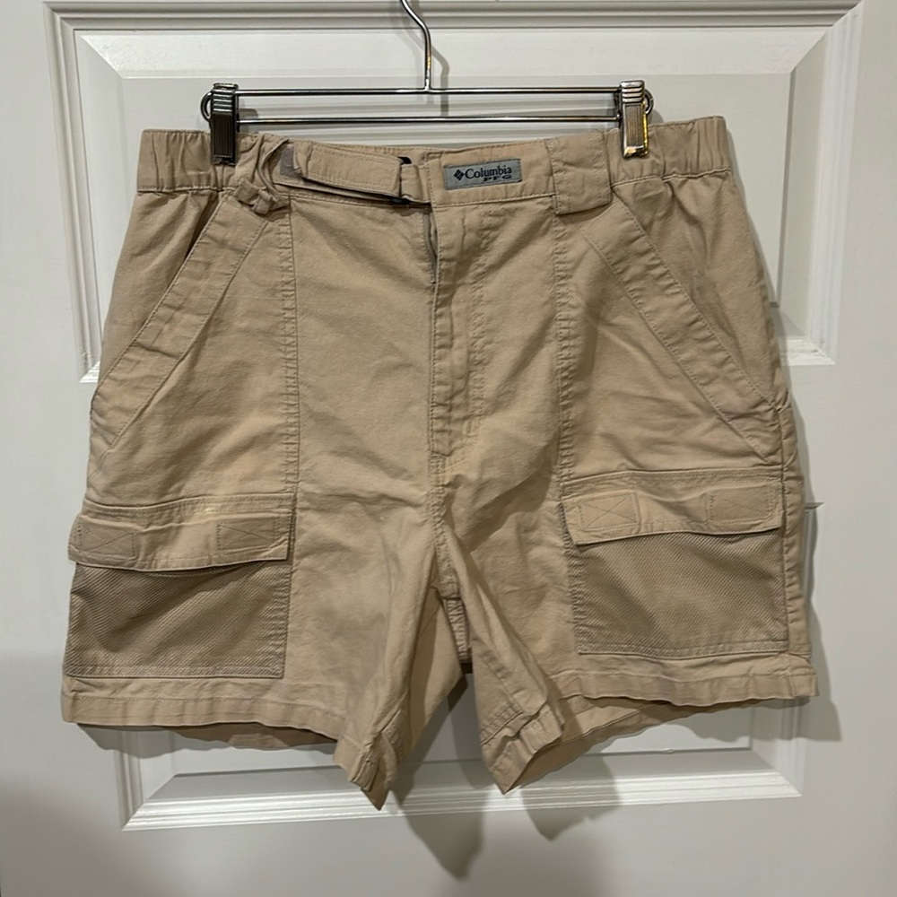 Columbia PFG fishing shorts
